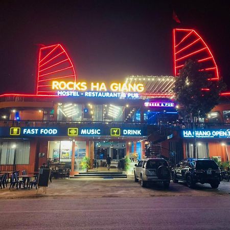 Rocks Ha Giang Hostel & Tour Ngoại thất bức ảnh