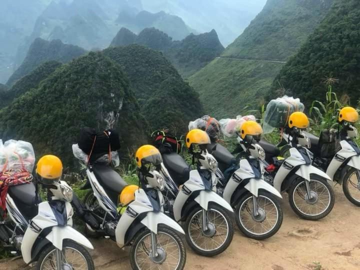 Rocks Ha Giang Hostel & Tour Ngoại thất bức ảnh