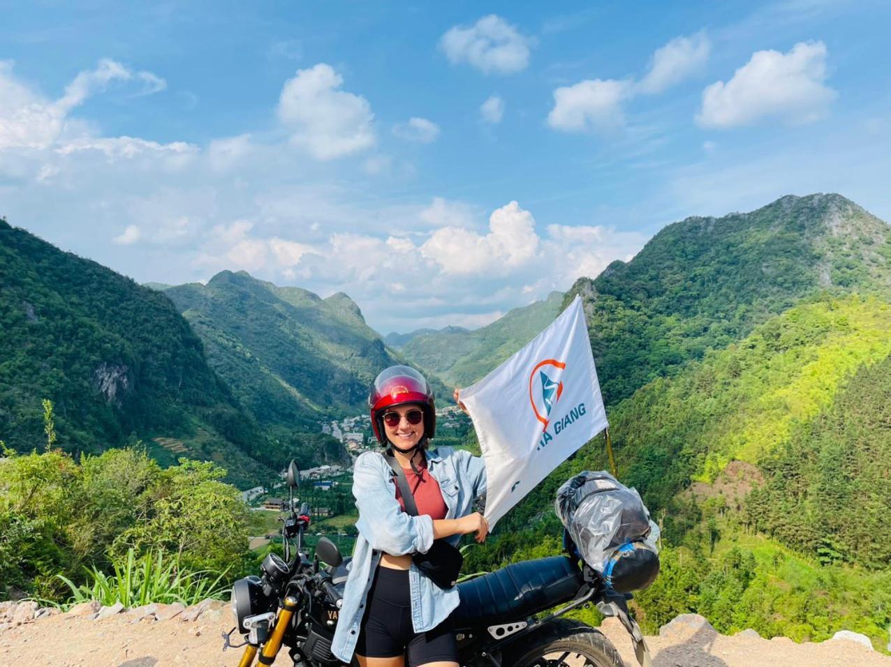 Rocks Ha Giang Hostel & Tour Ngoại thất bức ảnh